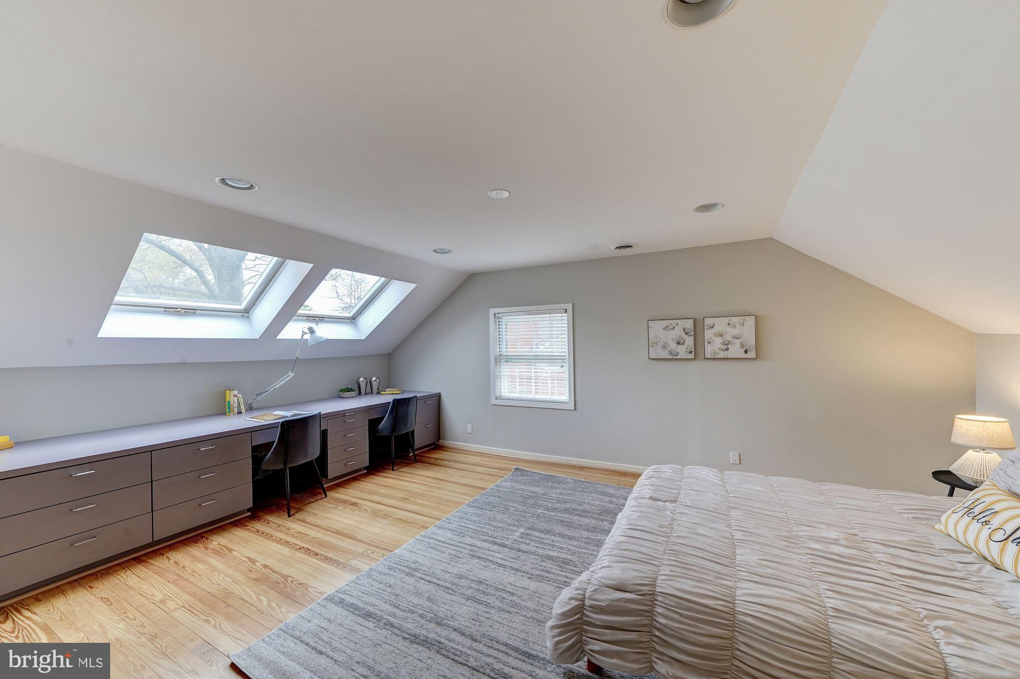 4909 Linnean Avenue Northwest Washington, DC 20008 - Photo 24 of 36