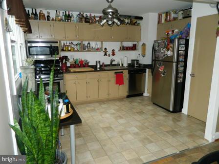 412 Latimer Road Joppa, MD 21085 - Photo 4 of 29 Kitchen