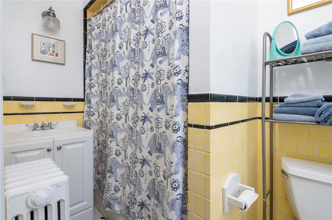 569 Spring Street, Unit 1N Newport, RI 02840 - Photo 13 of 15 Full bath room with shower