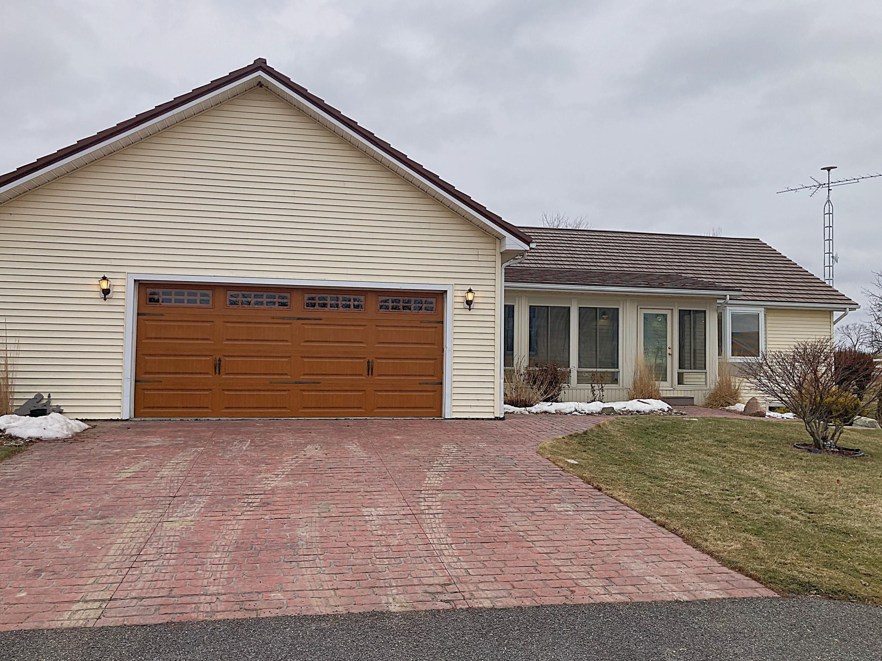 7800 South Jerome Road Perrinton, MI 48871 - Photo 5 of 36 IMG_0123