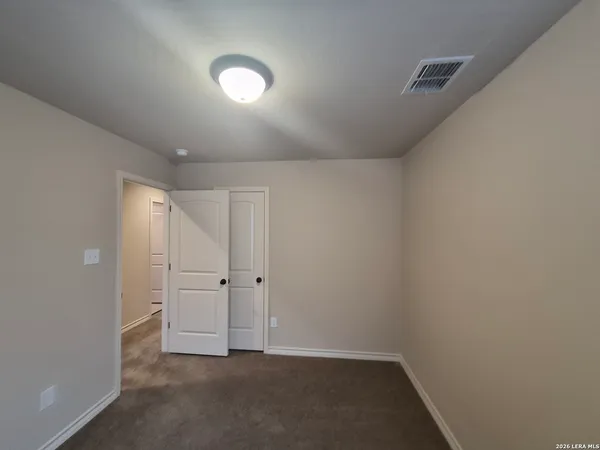 $1,395 | 6842 Lakeview Dr., Unit 101, San Antonio, TX 78244