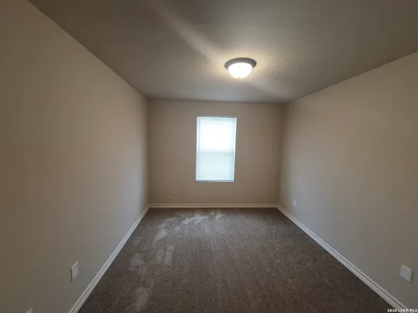 $1,395 | 6842 Lakeview Dr., Unit 101, San Antonio, TX 78244