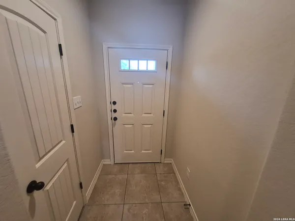 $1,395 | 6842 Lakeview Dr., Unit 101, San Antonio, TX 78244