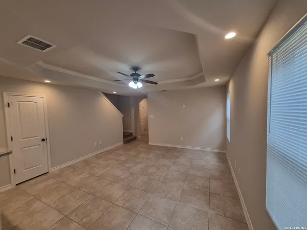$1,395 | 6842 Lakeview Dr., Unit 101, San Antonio, TX 78244
