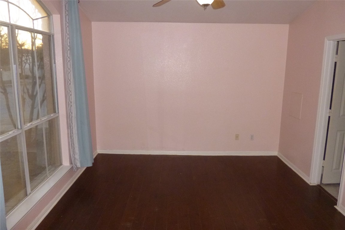 1016 Stacia's Way Pflugerville, TX 78660 - Photo 14 of 34