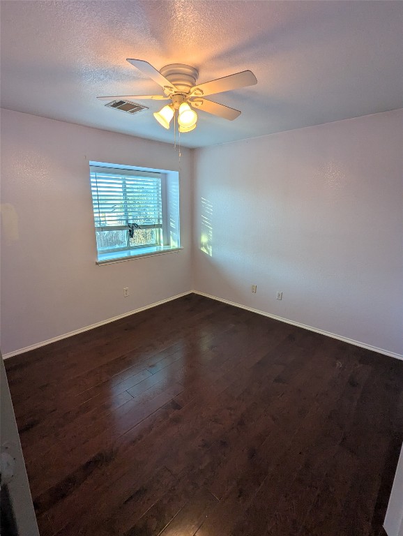 1016 Stacia's Way Pflugerville, TX 78660 - Photo 23 of 34 upstairs bedroom