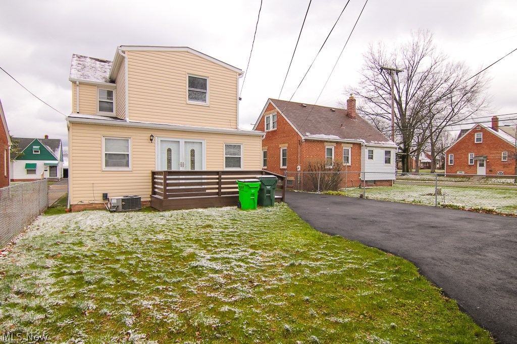 13007 Grannis Road Cleveland, OH 44125 - Photo 3 of 33 Gallery Image 3