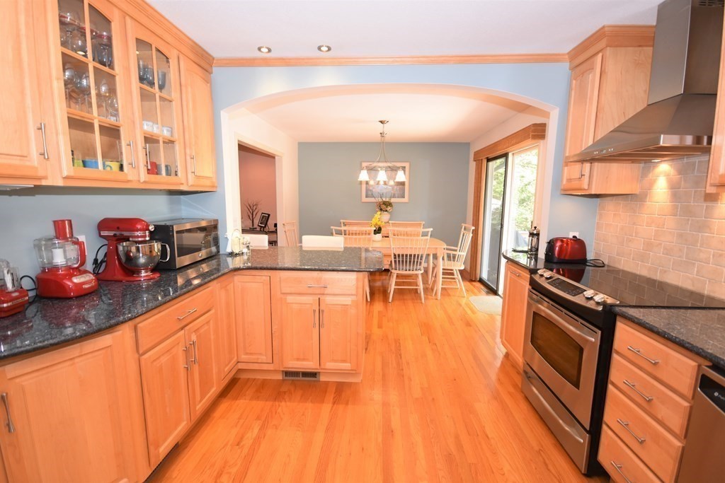 239 Aubinwood Road Amherst, MA 01002 - Photo 13 of 42 Gallery Image 13