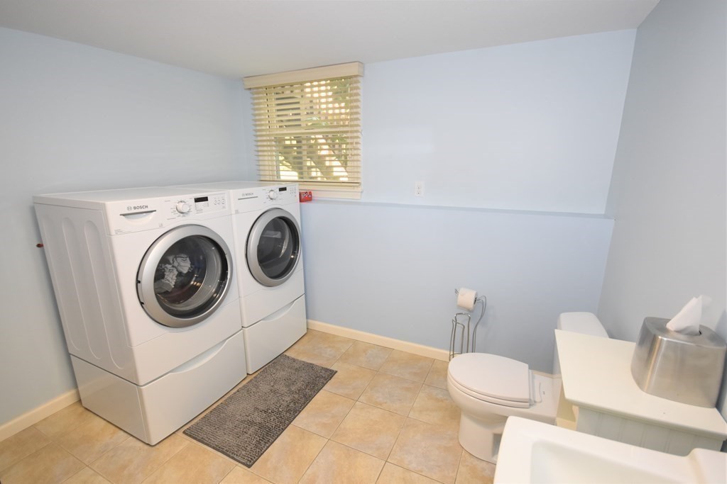 239 Aubinwood Road Amherst, MA 01002 - Photo 33 of 42 Gallery Image 33