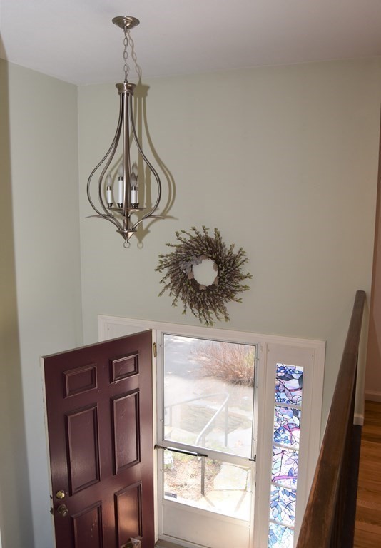 239 Aubinwood Road Amherst, MA 01002 - Photo 4 of 42 Gallery Image 4