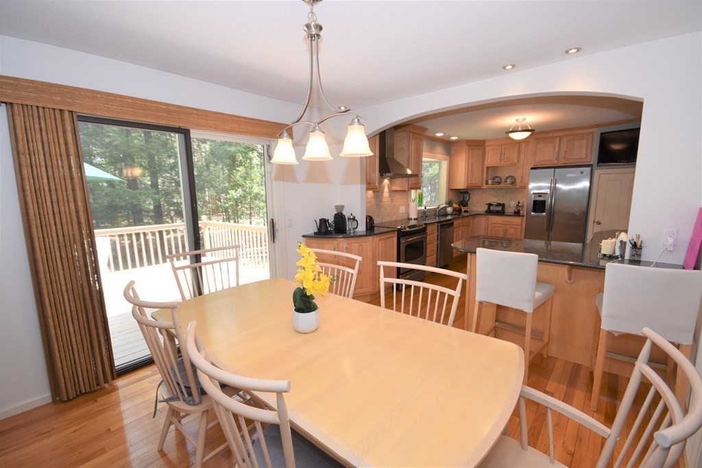 239 Aubinwood Road Amherst, MA 01002 - Photo 9 of 42 Gallery Image 9