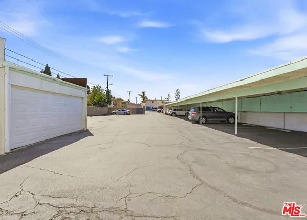 $5,586,000 | 311 West Wilson Street, Costa Mesa, CA 92627