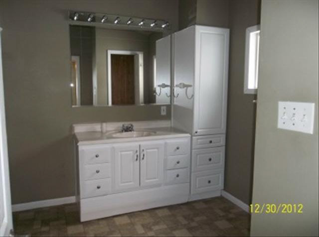 1874 Heiss Road Monroe, MI 48162 - Photo 7 of 8 20106245-6.JPG