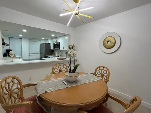 $2,200 | 3000 North Palm Aire Drive, Unit 103, Pompano Beach, FL 33069