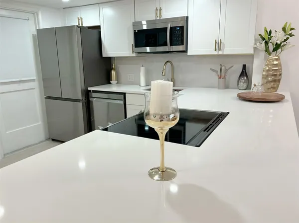 $2,200 | 3000 North Palm Aire Drive, Unit 103, Pompano Beach, FL 33069