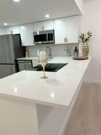 $2,200 | 3000 North Palm Aire Drive, Unit 103, Pompano Beach, FL 33069