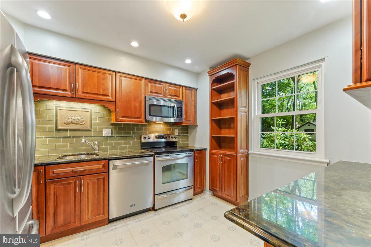 405 Warren Road West Chester, PA 19382 - Photo 20 of 31 Gallery Image 20