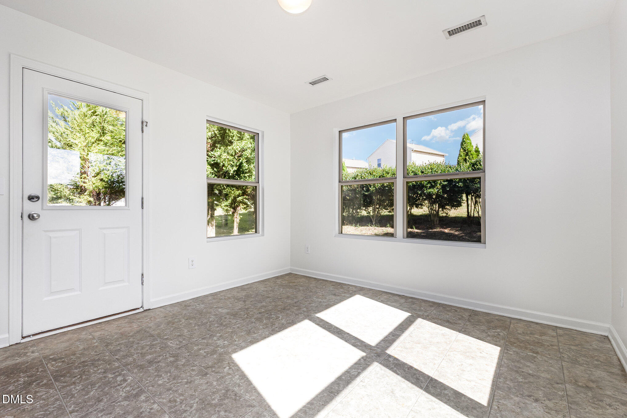 629 Hastings Road Mebane, NC 27302 - Photo 7 of 17 007_cj4a1519-edit_627