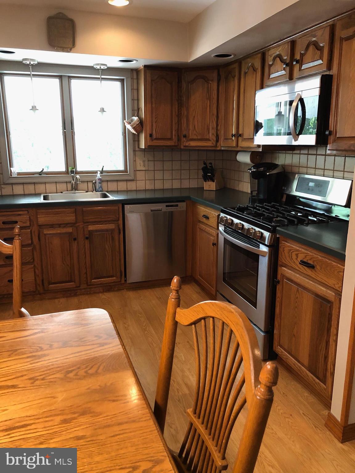 13029 Sewell Road Philadelphia, PA 19116 - Photo 15 of 54 Gallery Image 15