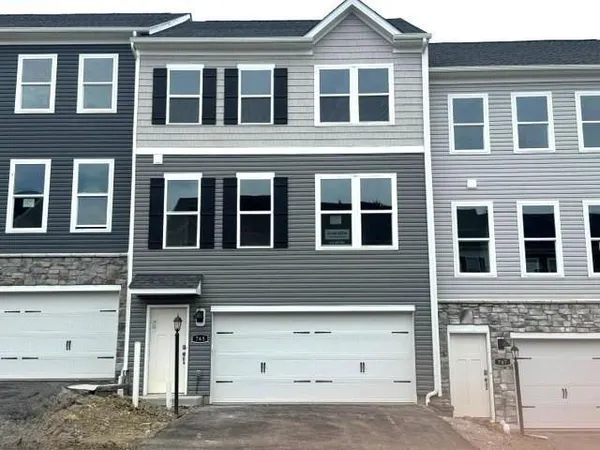 $2,800 | 765 Olivia Street, Pittsburgh, PA 15205