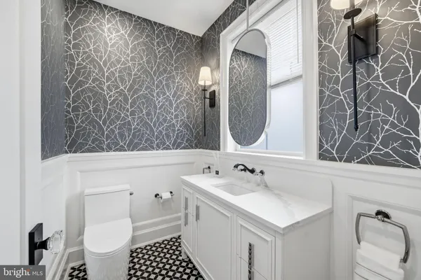 $1,999,000 | 110 Avondale Avenue, Haddonfield, NJ 08033