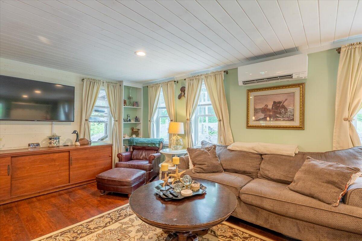 25 Pineview Ridge Road Boothbay, ME 04537 - Photo 7 of 36
