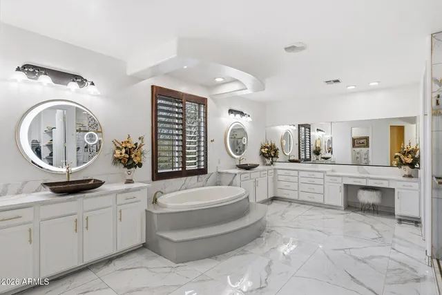 $1,250,000 | 921 East Canyon Way, Chandler, AZ 85249