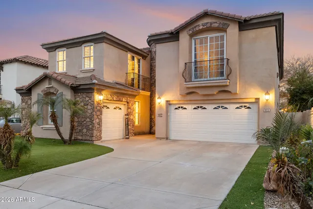$1,250,000 | 921 East Canyon Way, Chandler, AZ 85249