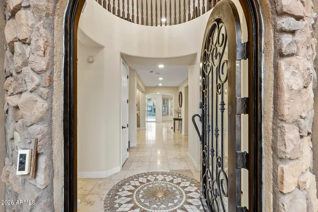 $1,250,000 | 921 East Canyon Way, Chandler, AZ 85249