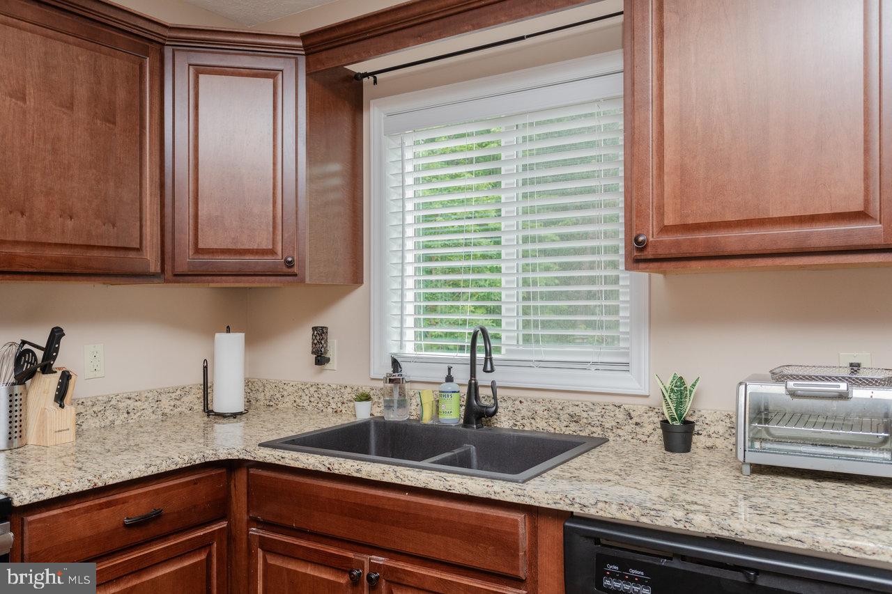 159 Park View Shenandoah, VA 22849 - Photo 14 of 66