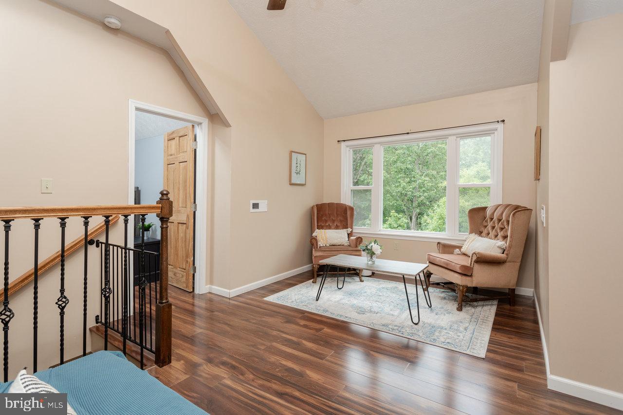 159 Park View Shenandoah, VA 22849 - Photo 27 of 66 a living room with furniture and a window