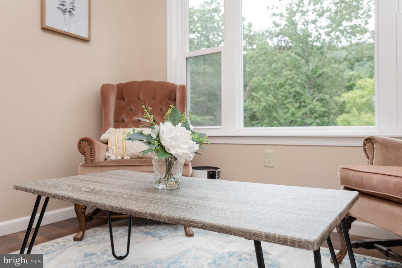 159 Park View Shenandoah, VA 22849 - Photo 28 of 66 a dining room with furniture and wooden floor