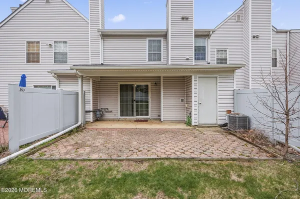 $510,000 | 253 Colby Place, Morganville, NJ 07751