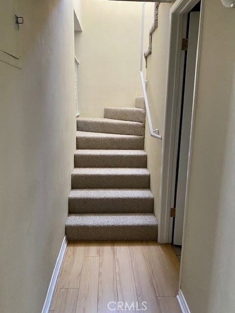 8105 Redlands Street, Unit 107 Playa del Rey, CA 90293 - Photo 19 of 43 a view of entryway