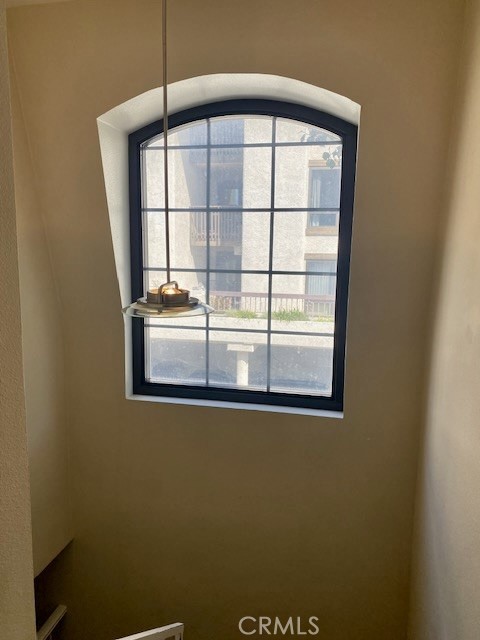 8105 Redlands Street, Unit 107 Playa del Rey, CA 90293 - Photo 30 of 43 a view of a window in a room