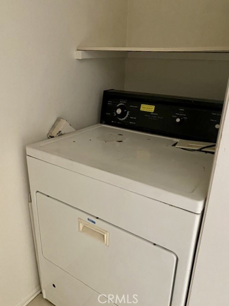 8105 Redlands Street, Unit 107 Playa del Rey, CA 90293 - Photo 32 of 43 a close up of a washer and dryer