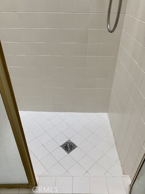 8105 Redlands Street, Unit 107 Playa del Rey, CA 90293 - Photo 6 of 43 a bathroom with a shower