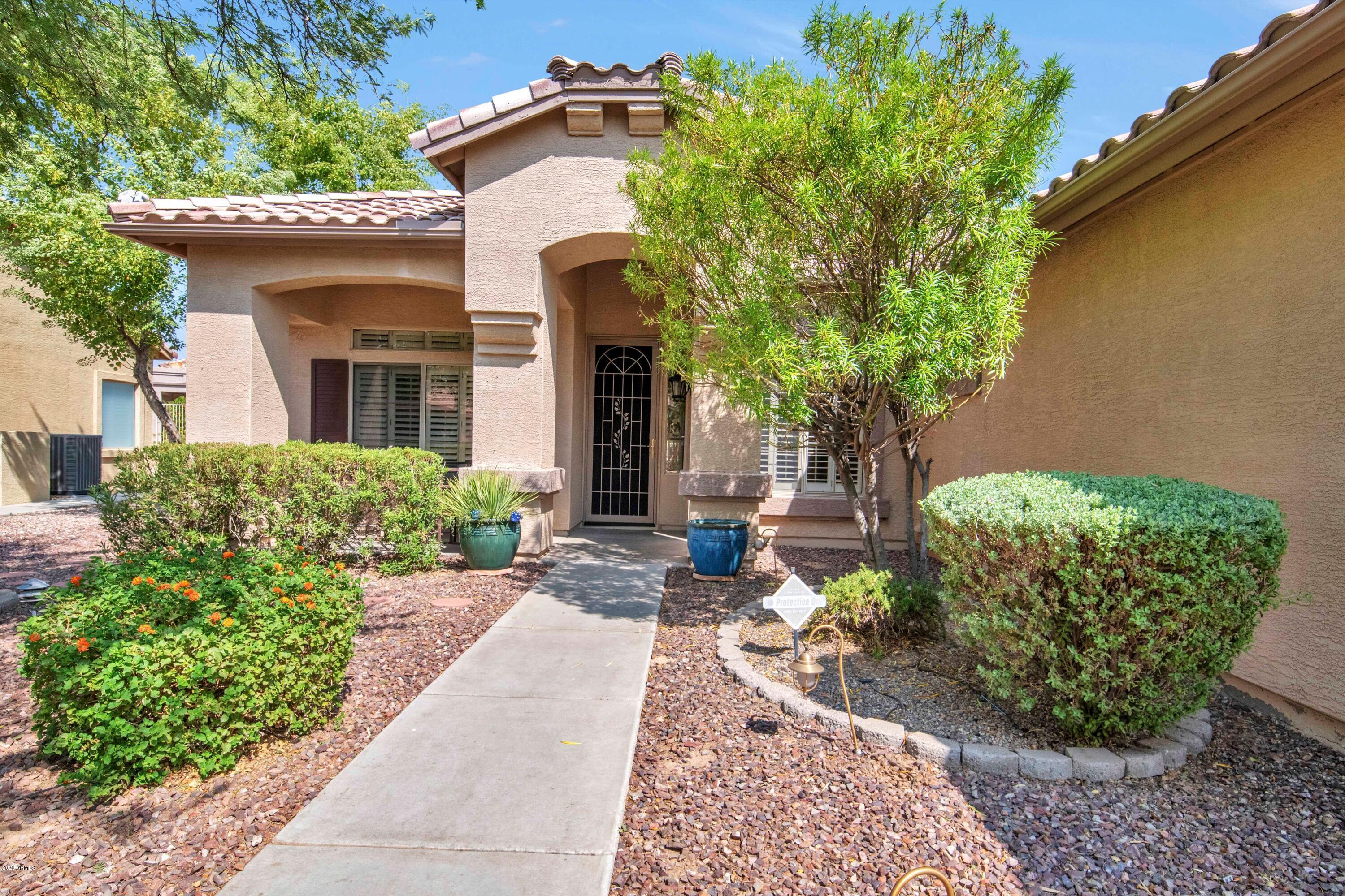 4530 East Walnut Road Gilbert, AZ 85298 - Photo 1 of 52 4530 E Wa-008-014-DLB 7290-MLS_Size