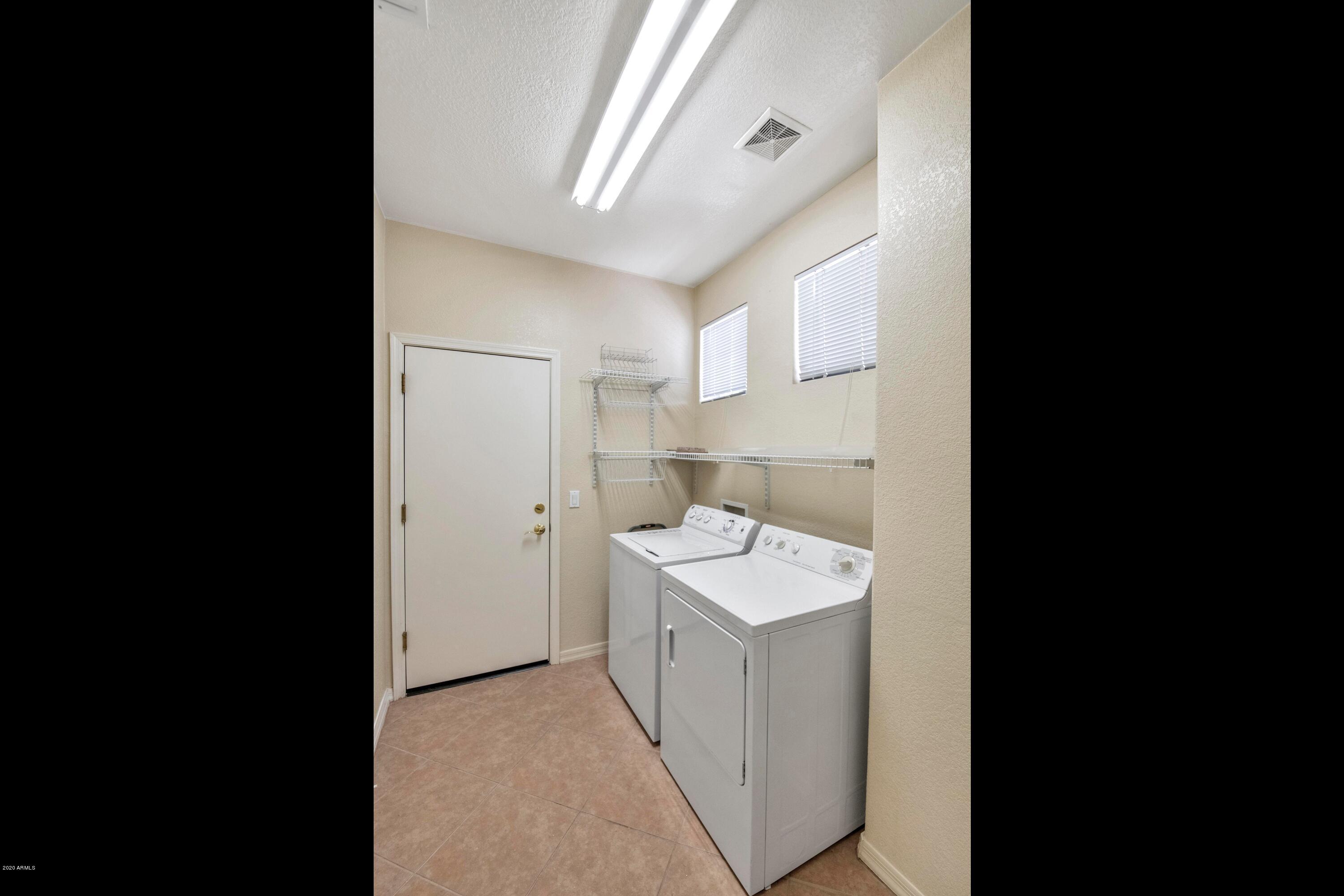 4530 East Walnut Road Gilbert, AZ 85298 - Photo 25 of 52 4530 E Wa-027-013-DLB 7292-MLS_Size