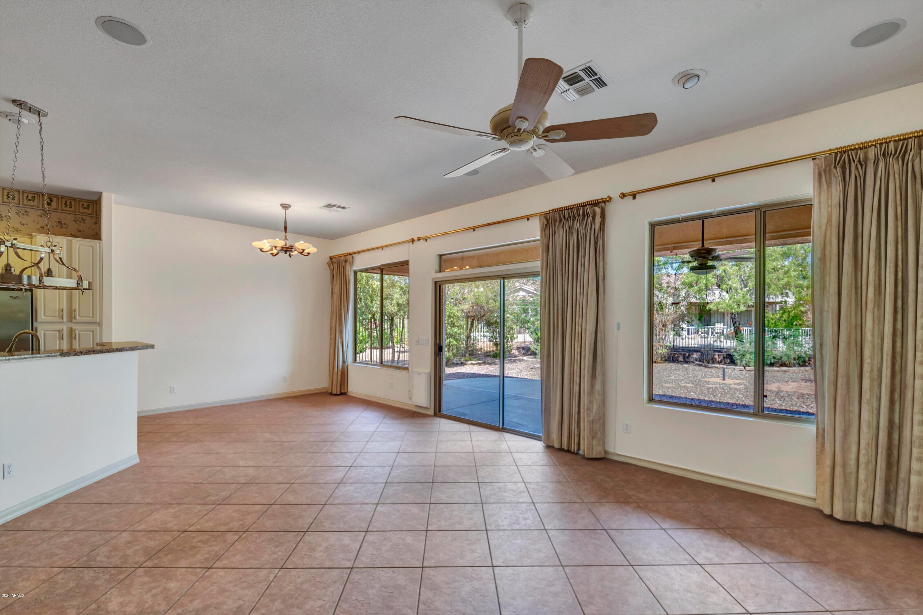 4530 East Walnut Road Gilbert, AZ 85298 - Photo 8 of 52 4530 E Wa-010-039-DLB 7321-MLS_Size