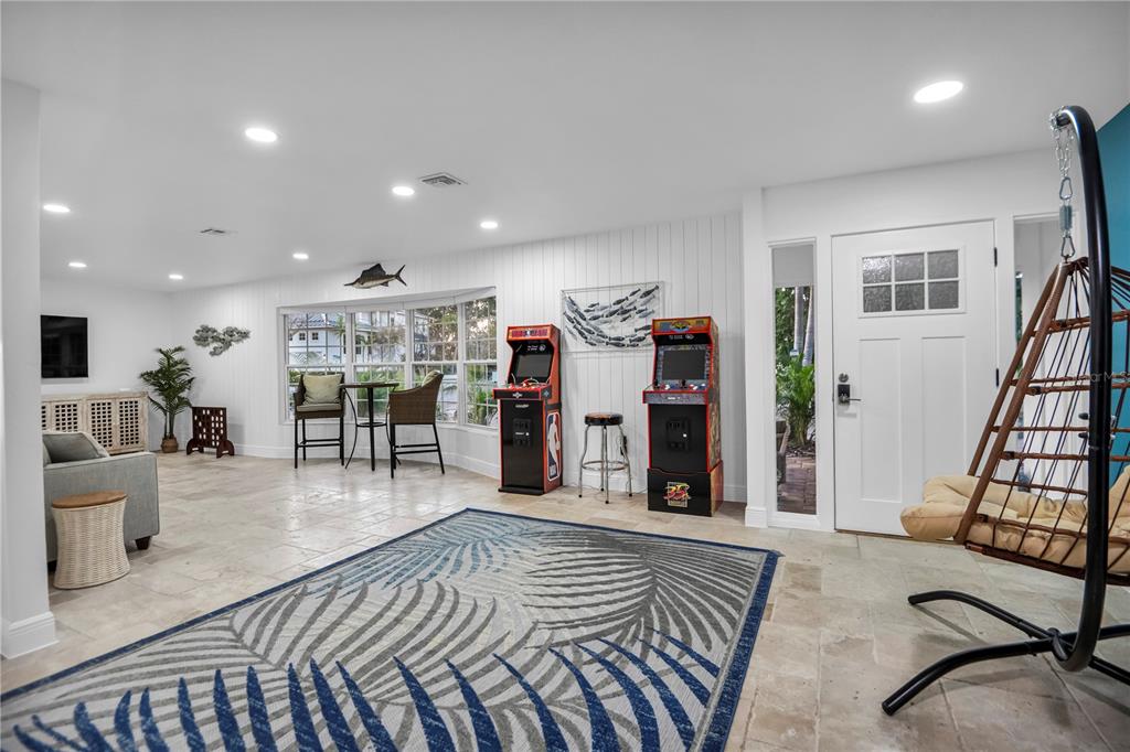 31 Lands End Lane Sarasota, FL 34242 - Photo 9 of 49 a view of a living room and dining room
