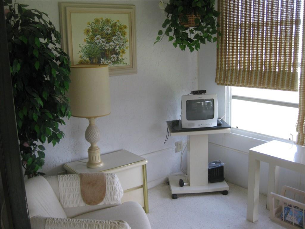 9355 Southwest 8th Street, Unit 412 Boca Raton, FL 33428 - Photo 10 of 20 Photo 10