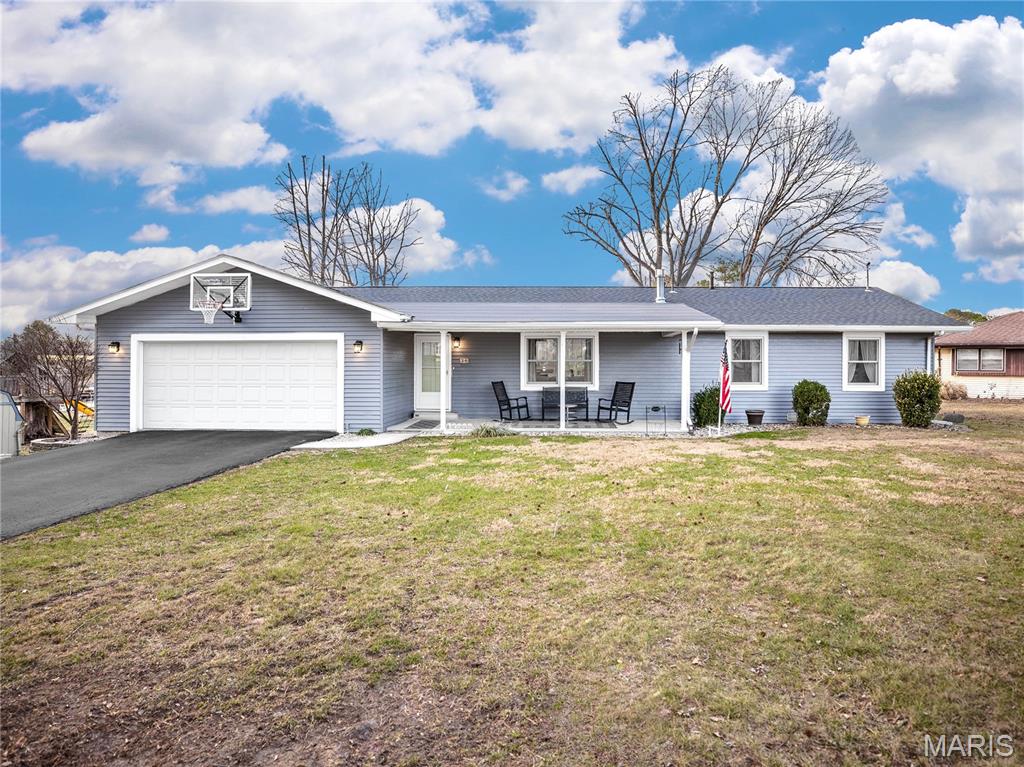 30 Lake Drive Troy, IL 62294 - Photo 1 of 45