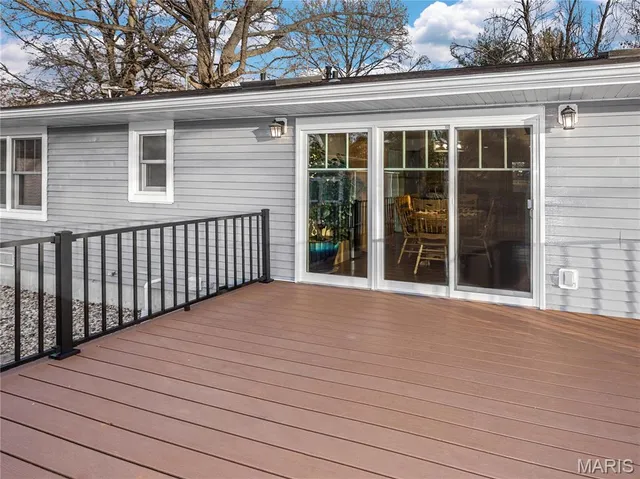 $289,900 | 30 Lake Drive, Troy, IL 62294