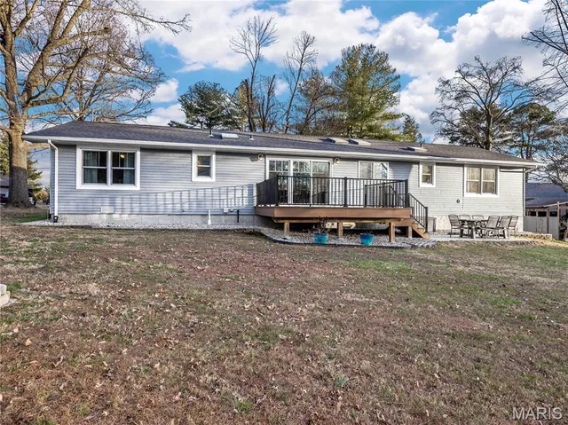 $289,900 | 30 Lake Drive, Troy, IL 62294