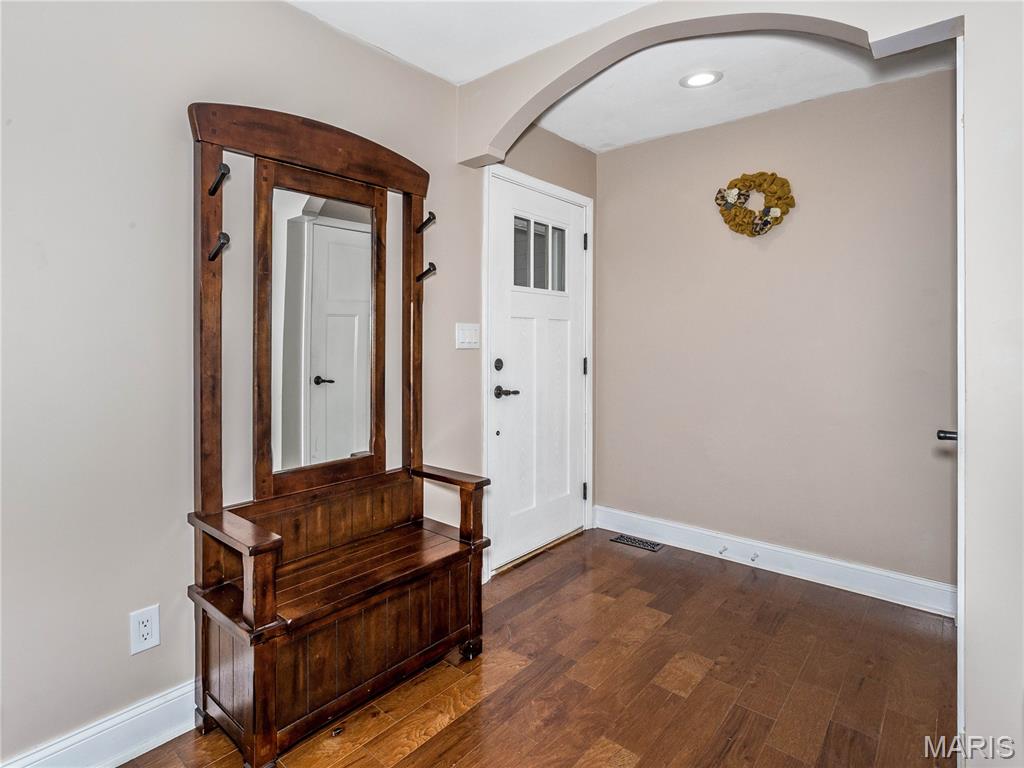 30 Lake Drive Troy, IL 62294 - Photo 4 of 45