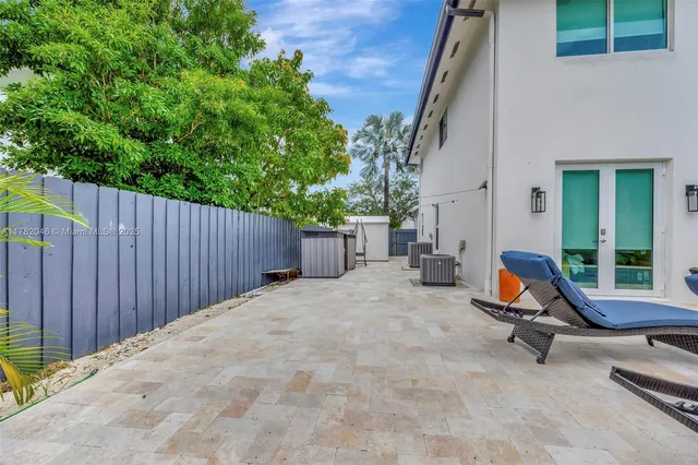 $1,275,000 | 9663 Southwest 158th Court, Miami, FL 33196