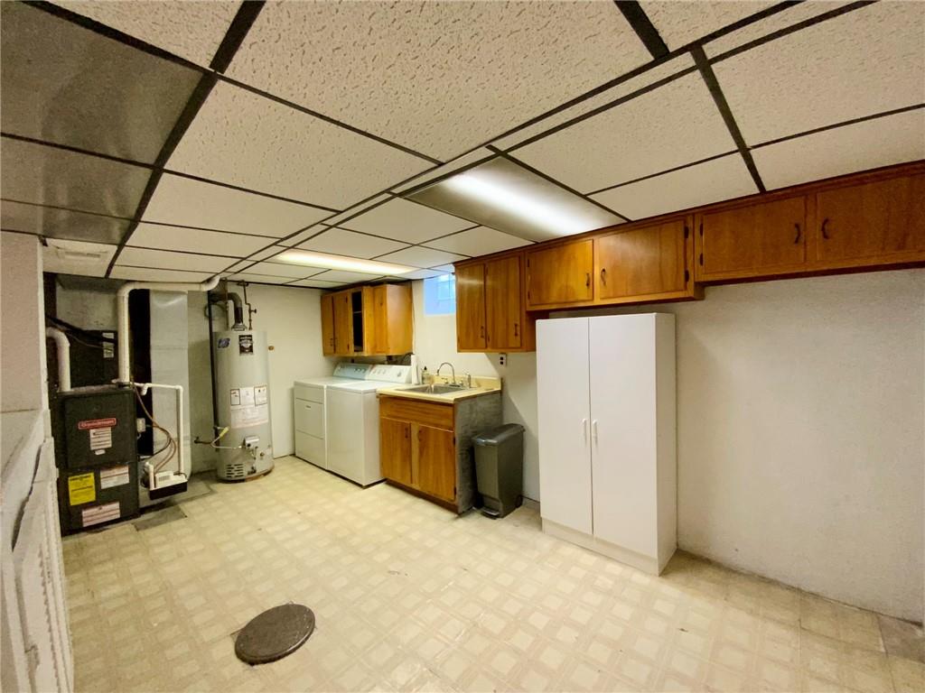 86 Thorncrest Drive McKees Rocks, PA 15136 - Photo 14 of 25 Laundry and Utility area