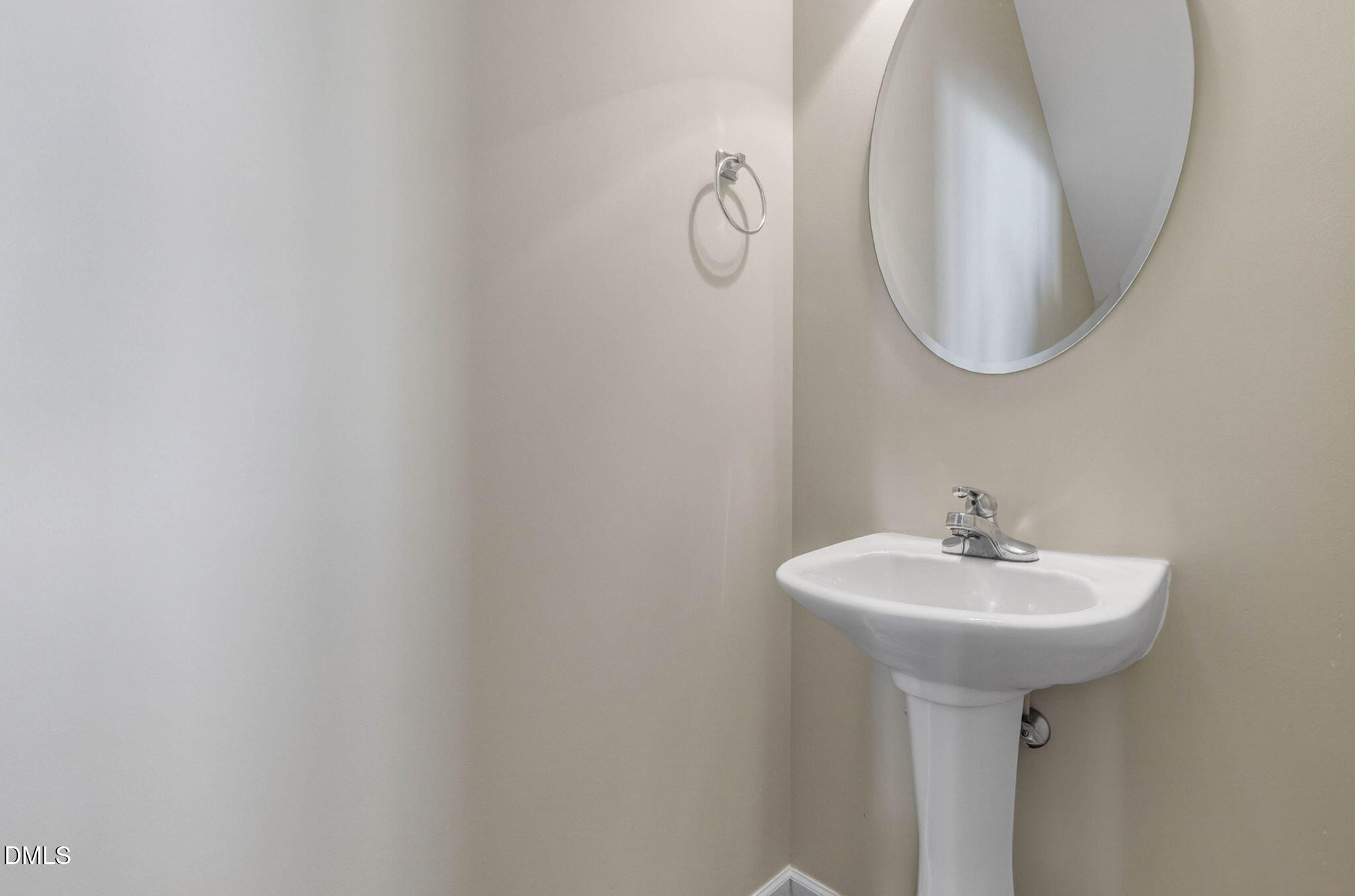 705 Glen Road, Unit 106 Garner, NC 27529 - Photo 16 of 32 16-web-or-mls-705 Glen Rd #106 - 16