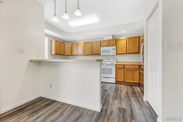 $874,900 | 101 Half Moon Bay Lane, Ballwin, MO 63011